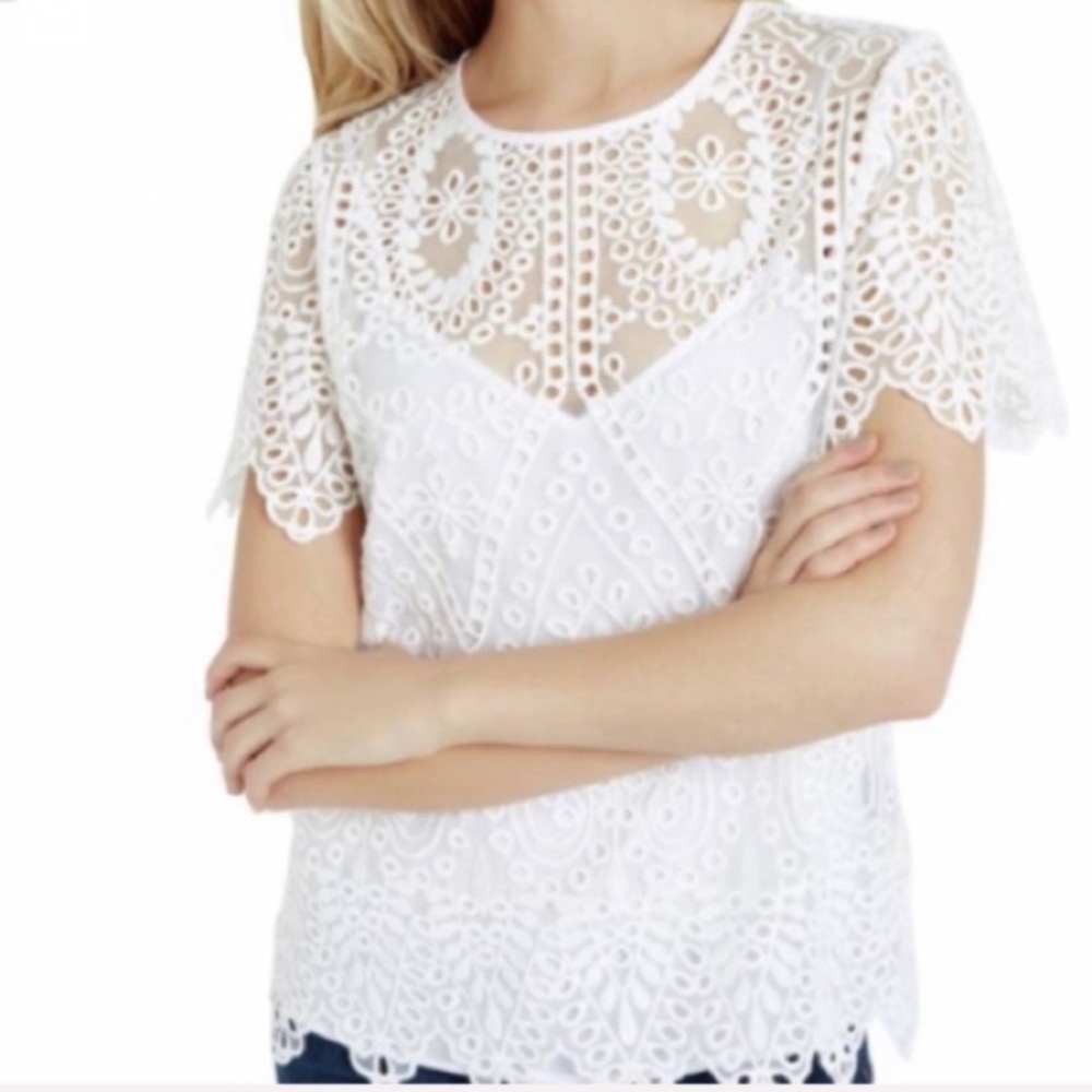 Ted Baker Darcee Embroidered Lace Top. Size 1